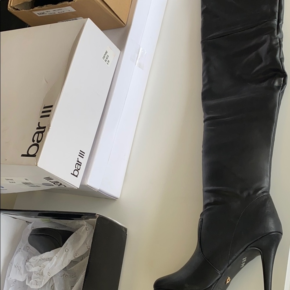 Boots - Picture 5 of 5